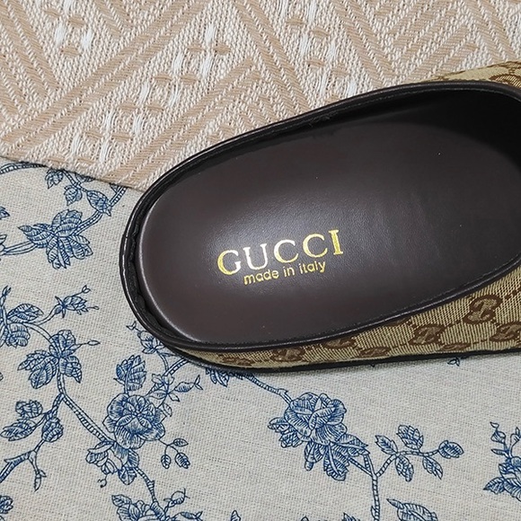 Gucci GG Jacquard Horsebit Mule Slippers - Picture 3 of 8